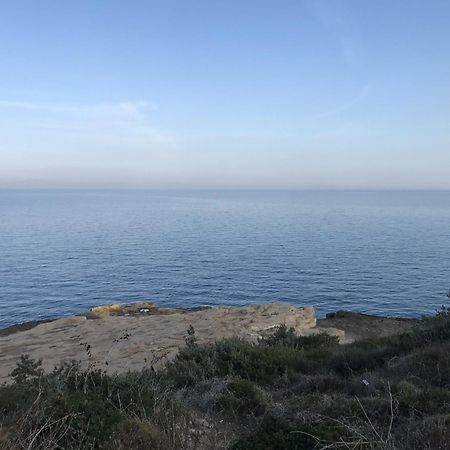 הוילה איזמיר Tiny House Framed By Nature Near Sea In Karaburun מראה חיצוני תמונה
